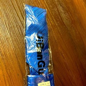 DiBanGu Blue tie never opened!